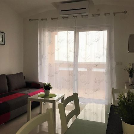 Apartmani Orhideja Rab Town Exterior photo